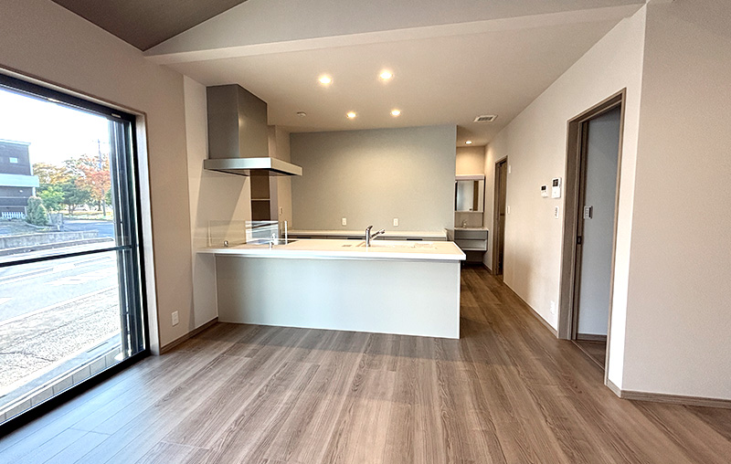 シャインステージ水深