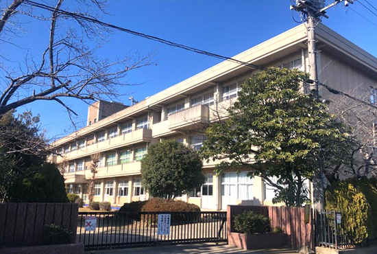 加須市立高柳小学校 約1.5km